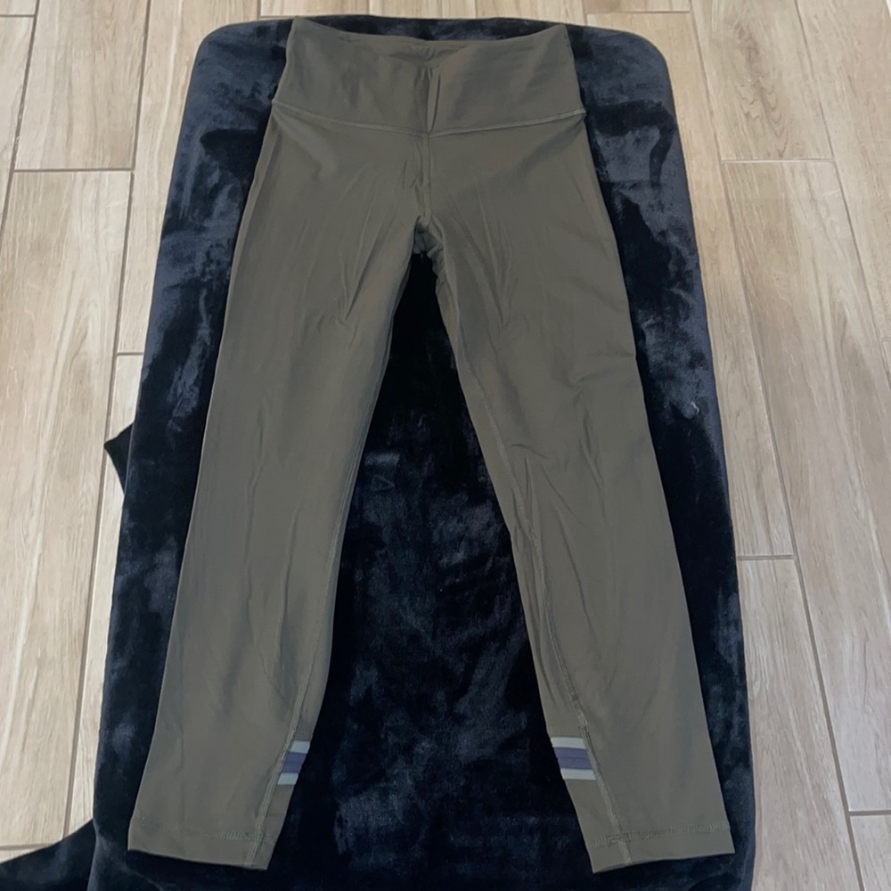 Never Worn 7/8